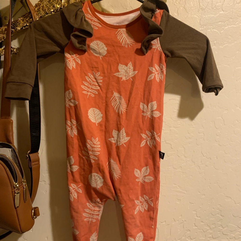 Rags to raches fall leaves romper